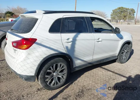 2017 Mitsubishi Outlander Sport 2.4 Sel z USA, uszkodzony, nr VIN JA4AP4AWXHZ025497